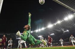 开云体育官方网站-关于罗马客场战胜尤文图斯，意甲夺冠前景大增的信息