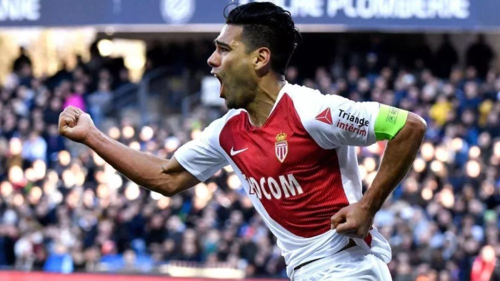 包含摩纳哥主场告捷，保住保级资格的词条