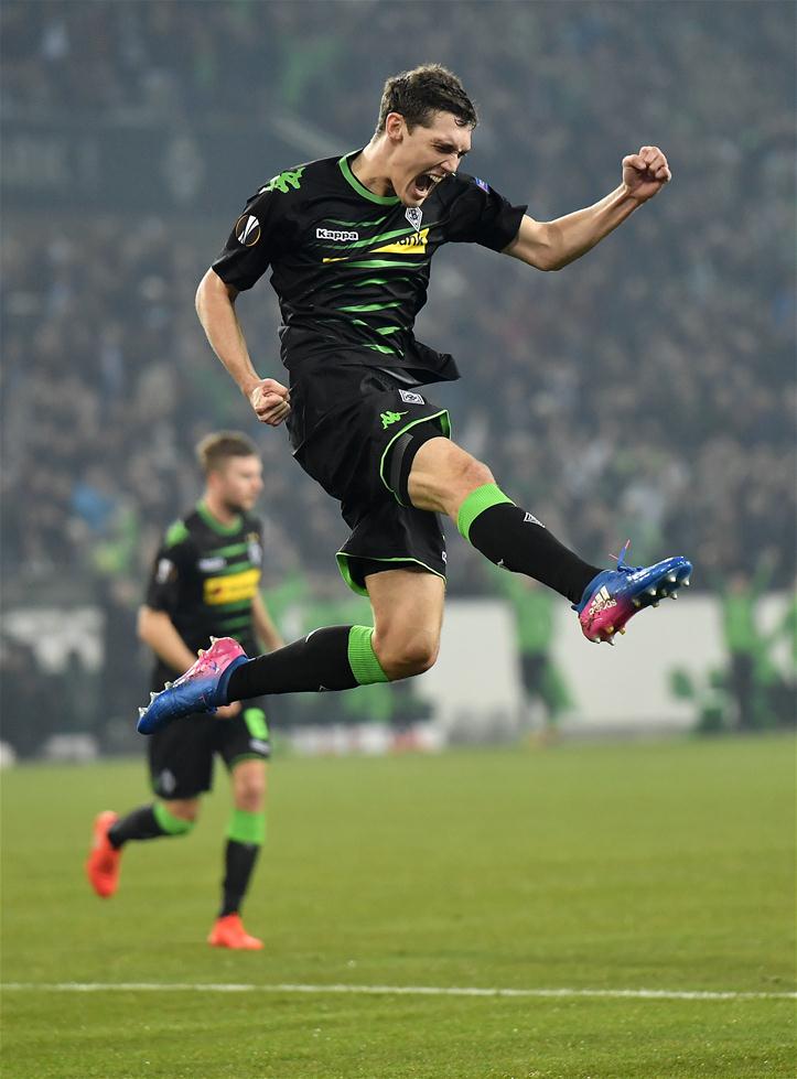 沙尔克客场不敌弱旅,遭遇连败危机的简单介绍 沙尔克客场不敌弱旅,遭遇连败危机的简单介绍