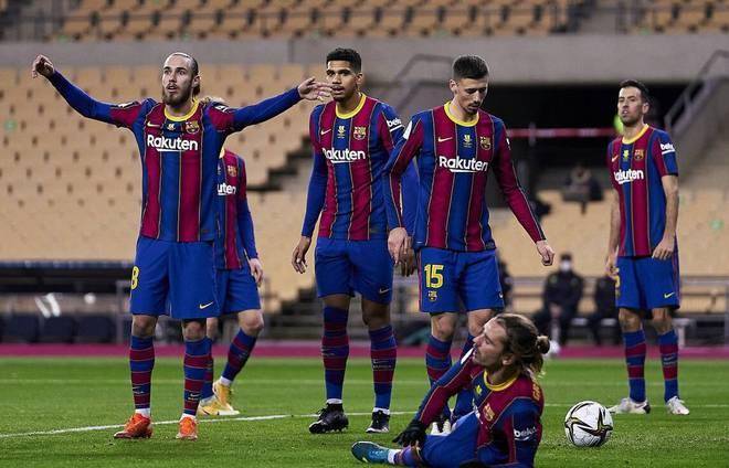 巴塞罗那客场遭遇进球荒,主帅面临压力 巴塞罗那客场遭遇进球荒,主帅面临压力