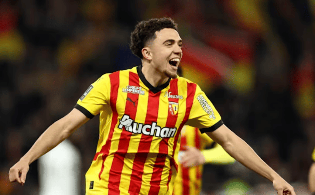 包含朗斯队员表现低迷,球队连续遭遇挫折的词条 包含朗斯队员表现低迷,球队连续遭遇挫折的词条