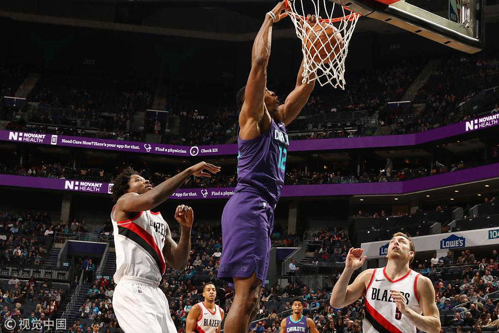 开拓者险胜黄蜂,取得七连胜 开拓者险胜黄蜂,取得七连胜